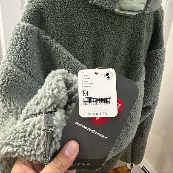 Free People x FP Movement Moon Dancer Fleece in Green Medium - Picture 9 of 9